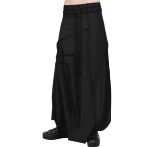 Aakasha lagenlook black knit maxi skirt